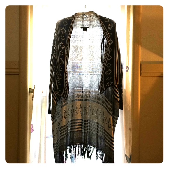 Cover up Sweater - Picture 1 of 2